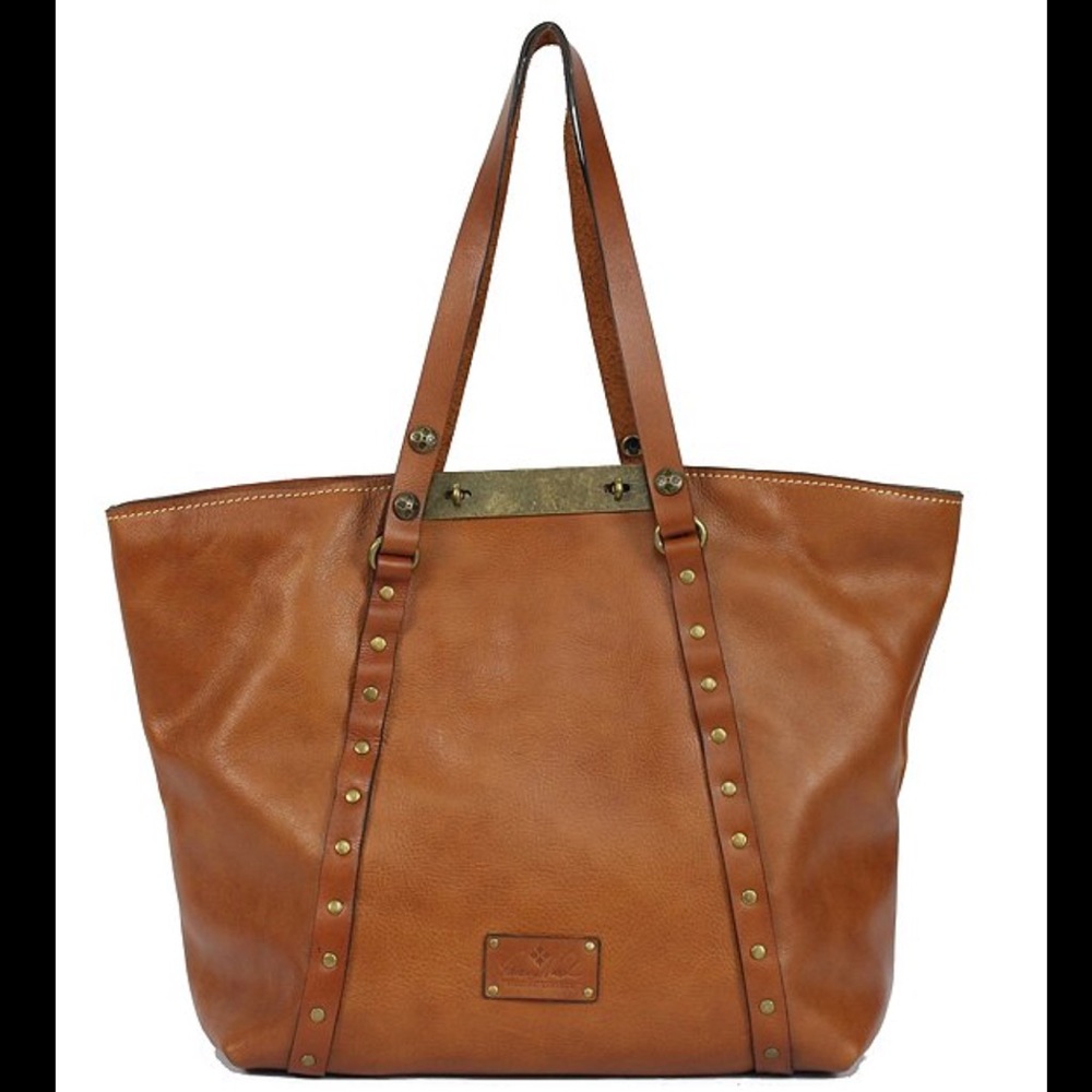✨ NEW Patricia Nash Benvenuto Tan Tote ✨